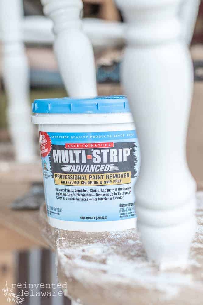 Want to know how easy it is to strip paint off of furniture?  I've got you covered!  I will walk you step-by-step how to strip paint from furniture! #customfurniture #furnituremakeover #diyfurnituremakeover