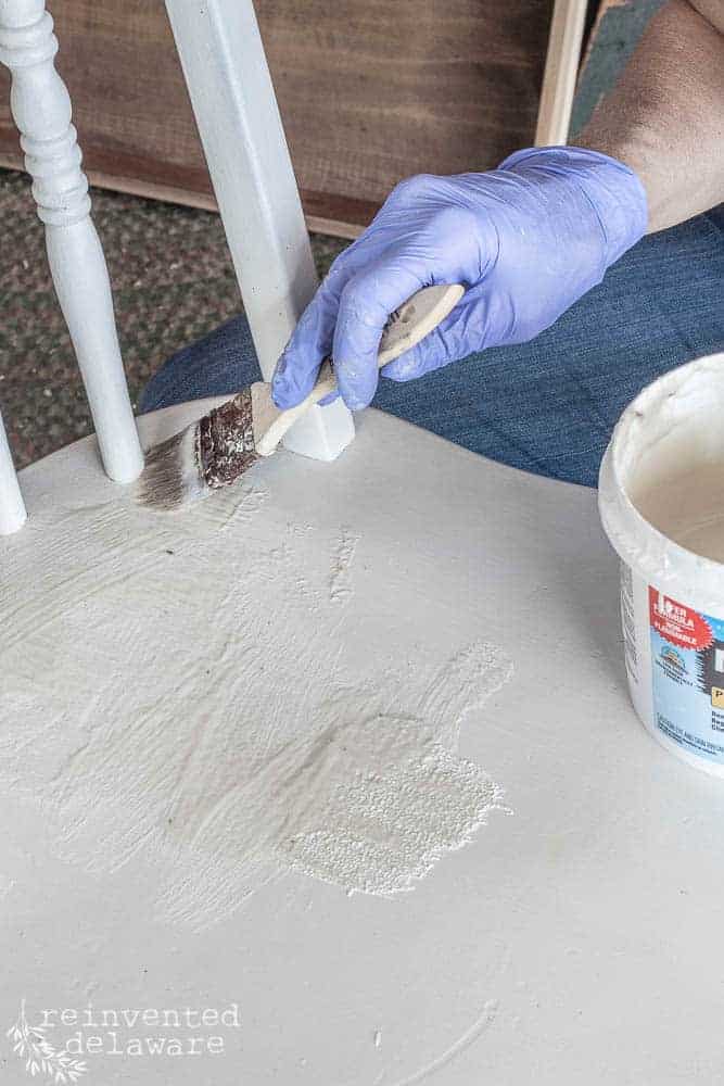 Want to know how easy it is to strip paint off of furniture?  I've got you covered!  I will walk you step-by-step how to strip paint from furniture! #customfurniture #furnituremakeover #diyfurnituremakeover