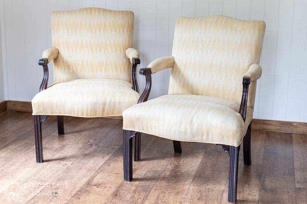 Remember the huge thrifting haul we had back in the summer? Well, today I want to share a pair of upholstered side chairs that we found there with you! #refinishedfurniture #upholsteredfurniture #furniturerestoration