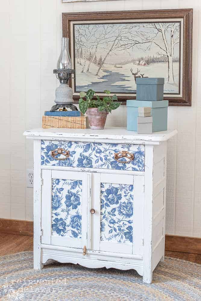 How to Decoupage Furniture A Step-by-Step Guide