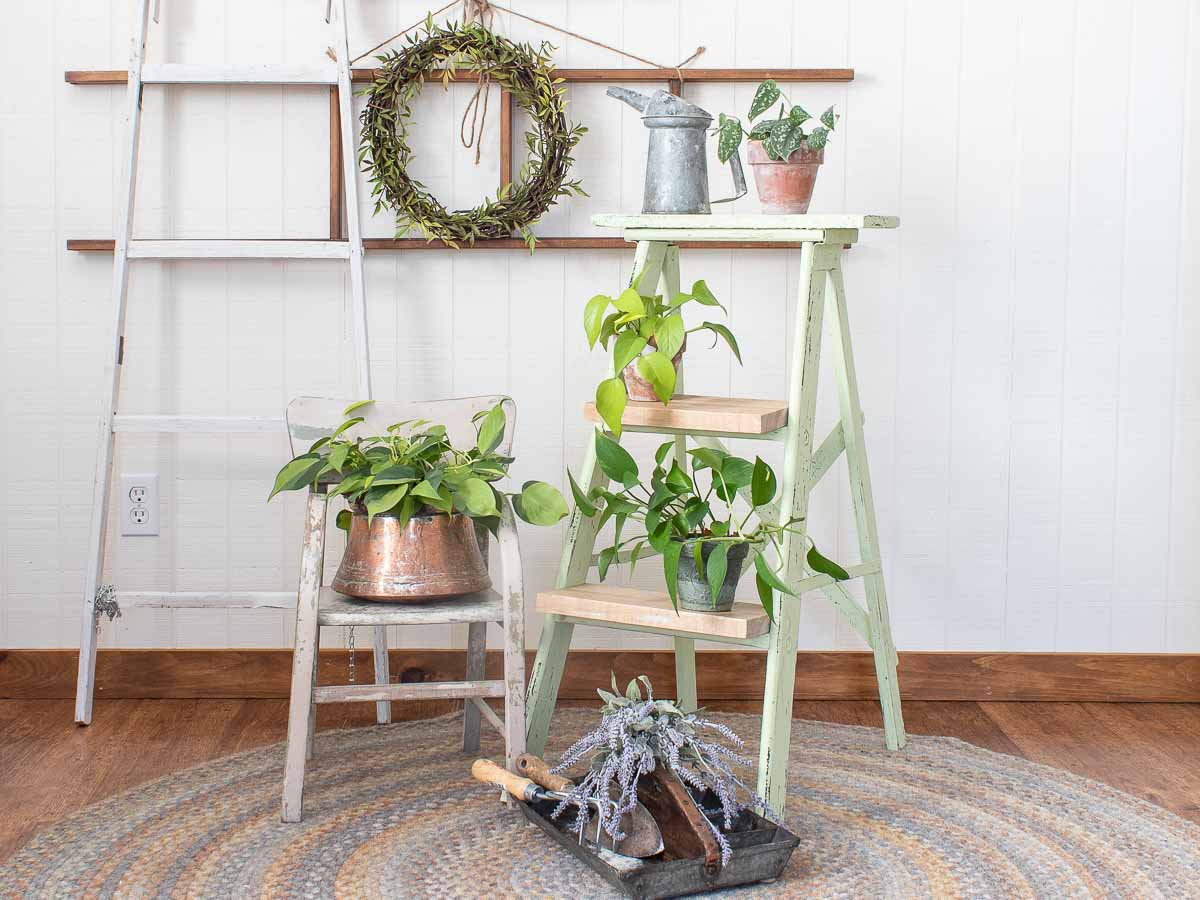 Upcycled Step Ladder: Easy DIY Decor for your Home - Reinvented Delaware, image size:1200x900