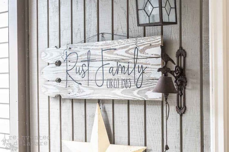 Picket fence repurposed into a wall decor sign.