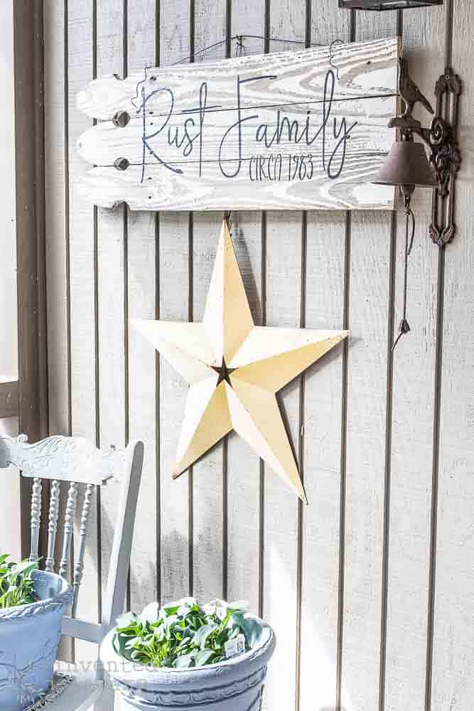 Picket fence repurposed into a wall decor sign.