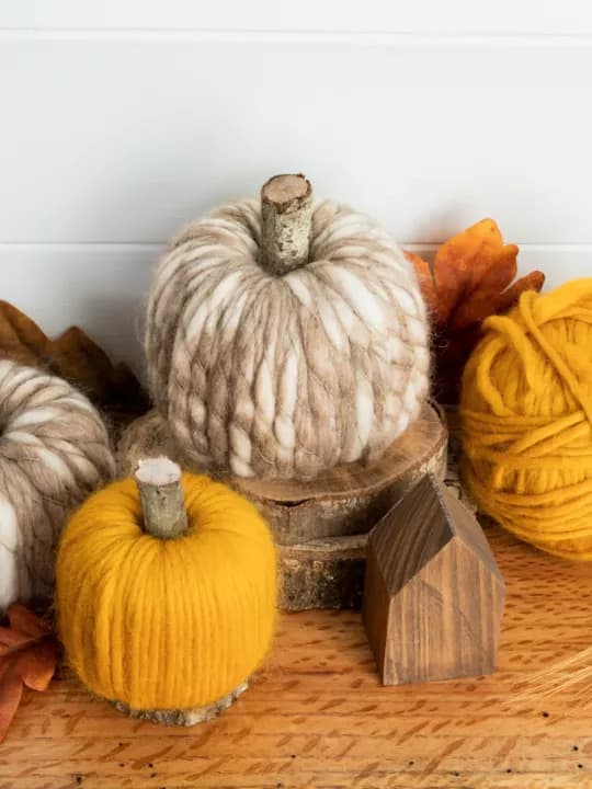 diy yarn pumpkins