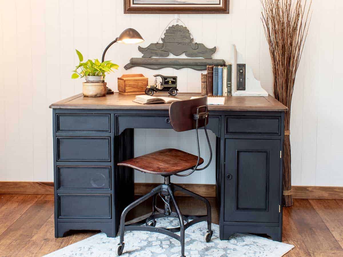 35+ Thrifty Before and After Furniture Makeover Ideas | Reinvented Delaware