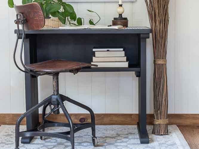 How to Upcycle an Old Desk Chalk Paint Makeover | Reinvented Delaware